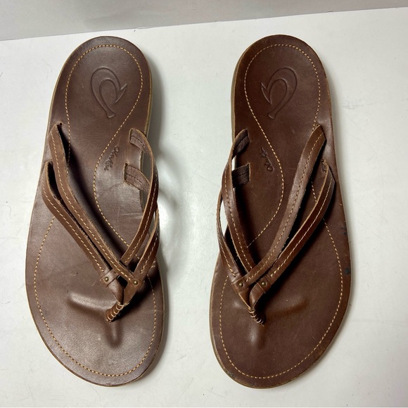 OLUKAI womens brown leather strappy thong sandals beach lake boating flip flop - Picture 2 of 9
